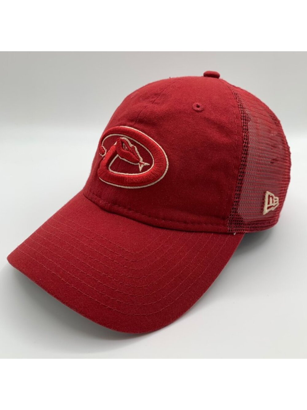 Arizona Diamondbacks MLB Red New Era 9Twenty Relaxed Fit Strapback Trucker Hat